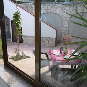 Studio familiare con letto king size
